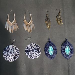 4 pairs of beautiful dangly earrings NWOT